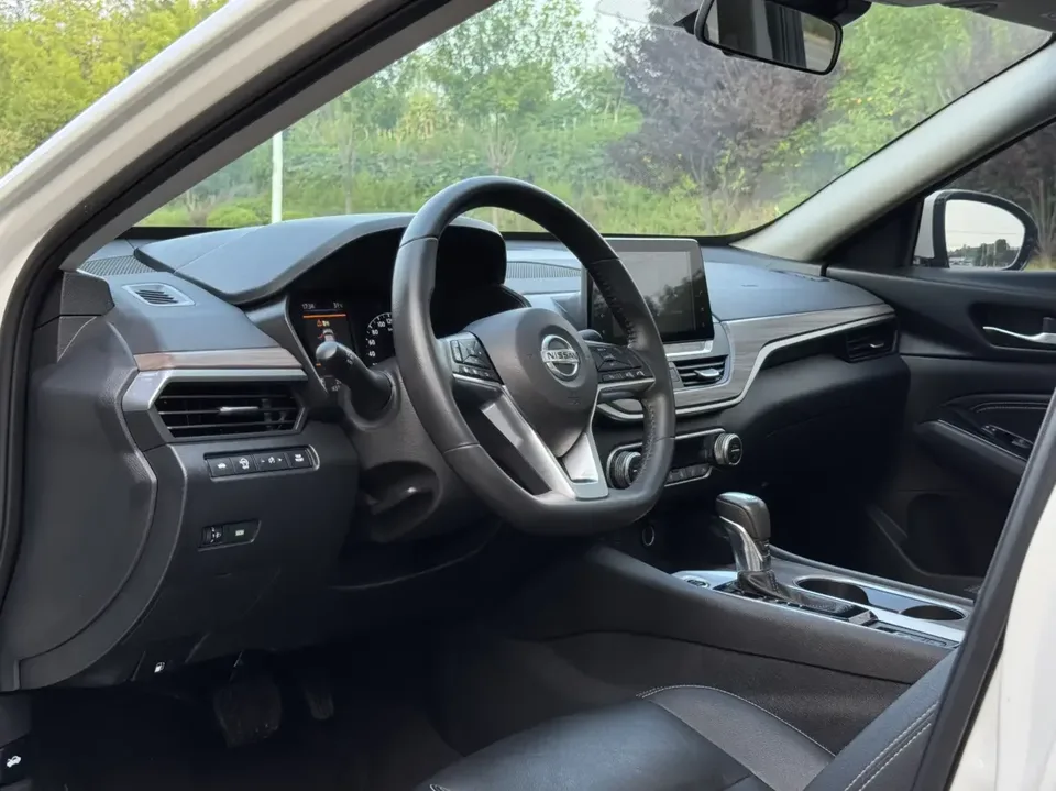 Nissan Altima Sound of nature 2021 2.0L XL Comfort Edition 2022 — thumbnail 3
