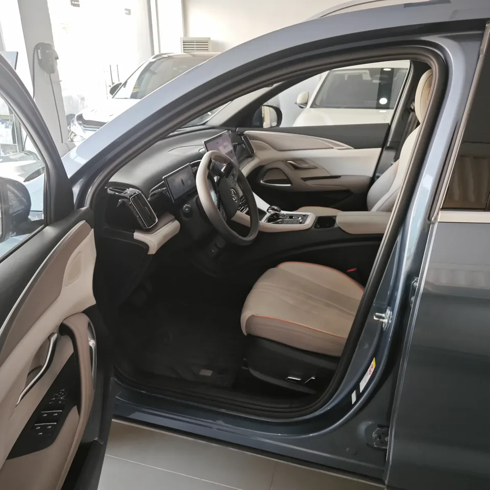 BYD Song Pro DM Song Pro DM 2024 DM-i Glory Edition 110km Surpassing Type 2025 — thumbnail 3