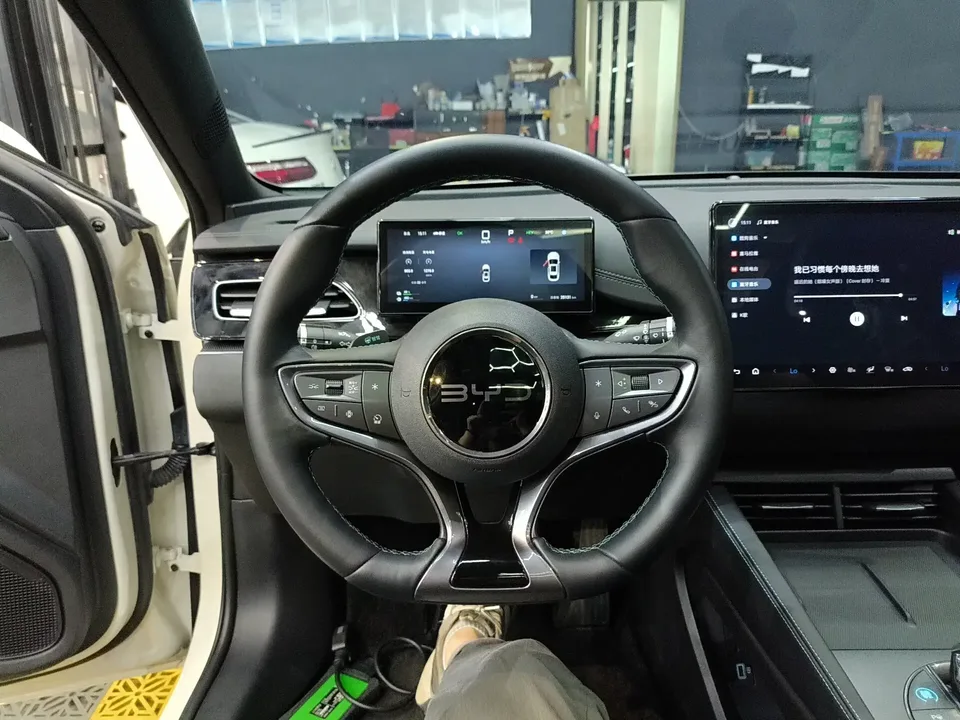 BYD Seal 06DM Seal 06DM 2025 DM-i 120KM Premium Edition 2025 — thumbnail 4