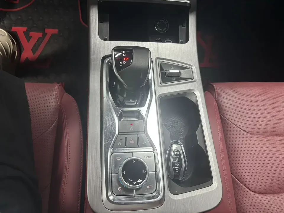 Jetour Jietu X70 PLUS Jietu X70 PLUS 2021 Modified 1.5T DCT Shan Pro 5-seater 2022 — thumbnail 5