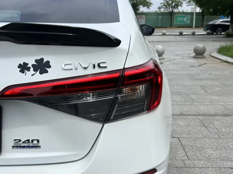 Honda CIVIC Civic 2022 240TURBO CVT Fuel Edition 2023 — thumbnail 3