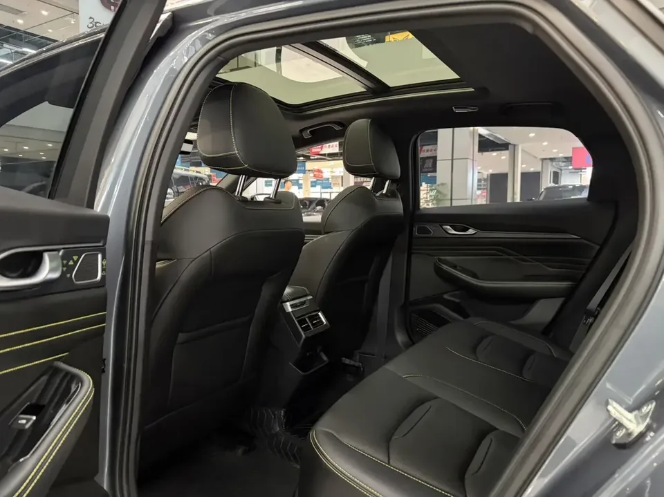 Geely Preface Xing Rui 2023 1.5T Kunlun Edition 2024 — thumbnail 3