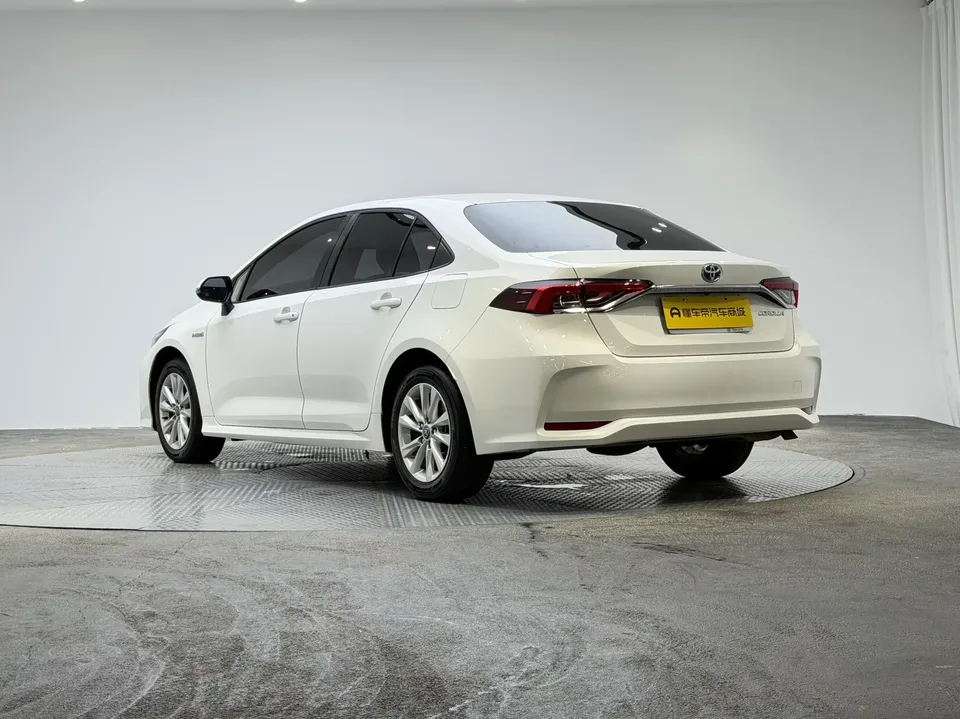 Toyota Corolla Corolla 2023 Intelligent Electric Hybrid Dual Engine 1.8L E-CVT Elite Edition 2024 — thumbnail 2