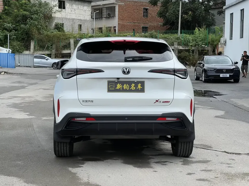 Changan X5 Plus Changan X5 PLUS 2025 1.5T DCT Beyond Edition 2025 — thumbnail 2