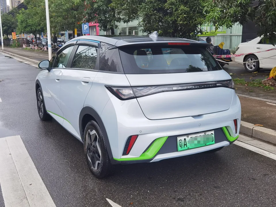 BYD Dolphin dolphin 2021 Fashion version 2023 — thumbnail 4