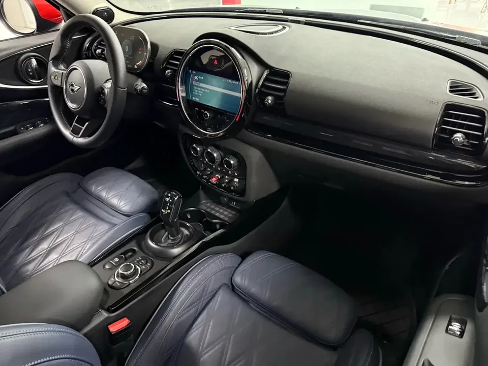 MINI Clubman MINI CLUBMAN 2023 1.5T COOPER Connoisseur 2023 — thumbnail 4
