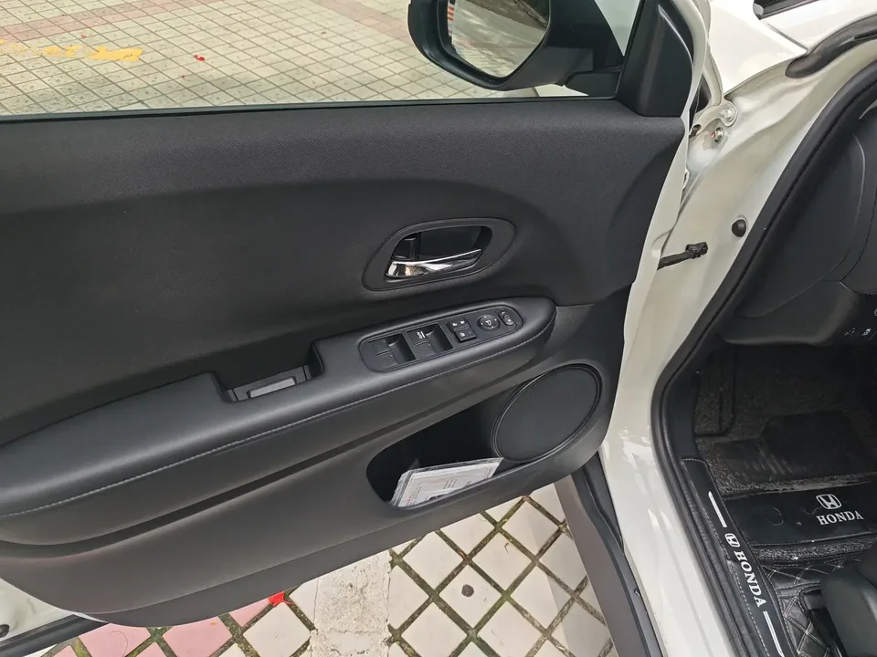 Honda VEZEL Binzhi 2020 1.5L CVT Pioneer Edition 2022 — thumbnail 5