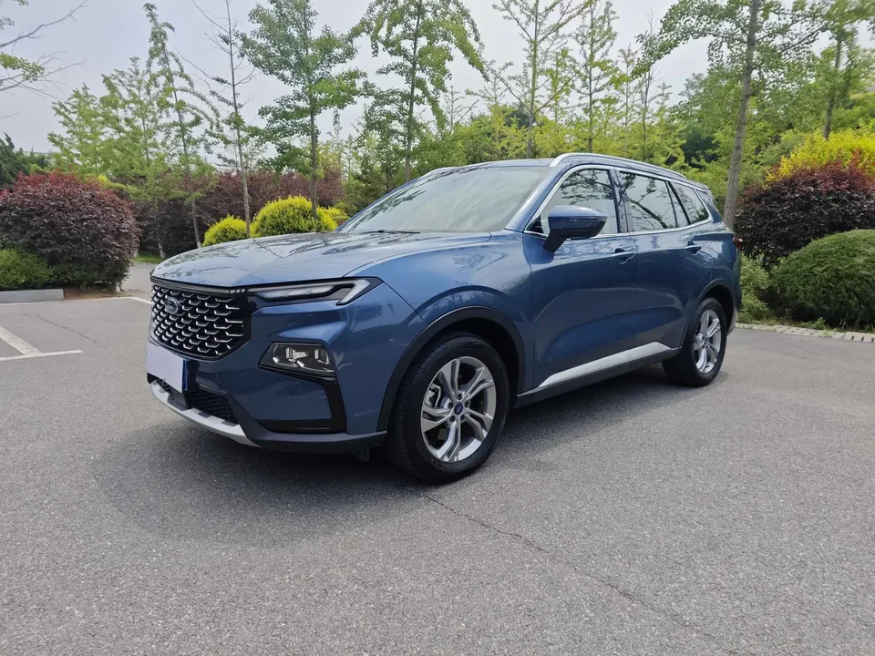 Ford Equator Sport Leading 2022 EcoBoost 170 Platinum 2022 — фото 1, купить с доставкой в Москву