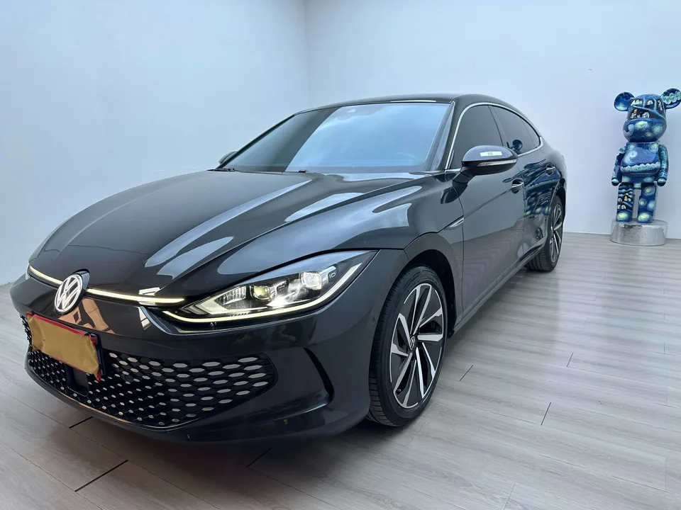 Volkswagen Lamando Lingdu 2022 Lingdu L 280TSI DSG Super Hot Flagship Edition 2022 — photo 1, buy with delivery to Moscow