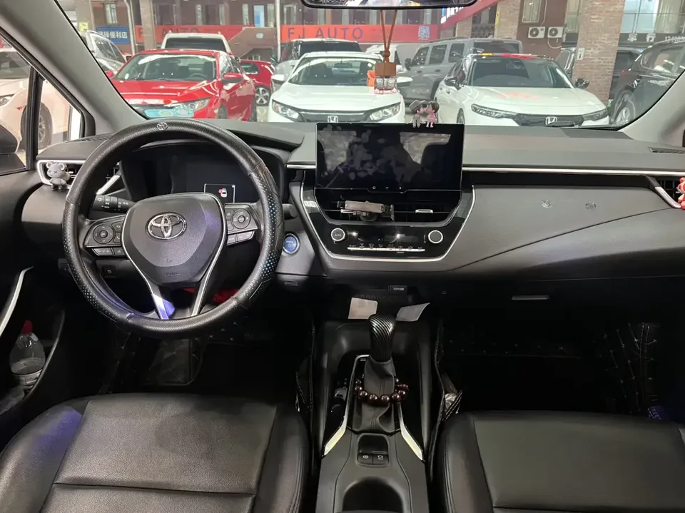 Toyota Corolla Corolla 2023 Intelligent Electric Hybrid Dual Engine 1.8L E-CVT Elite Edition 2023 — thumbnail 3