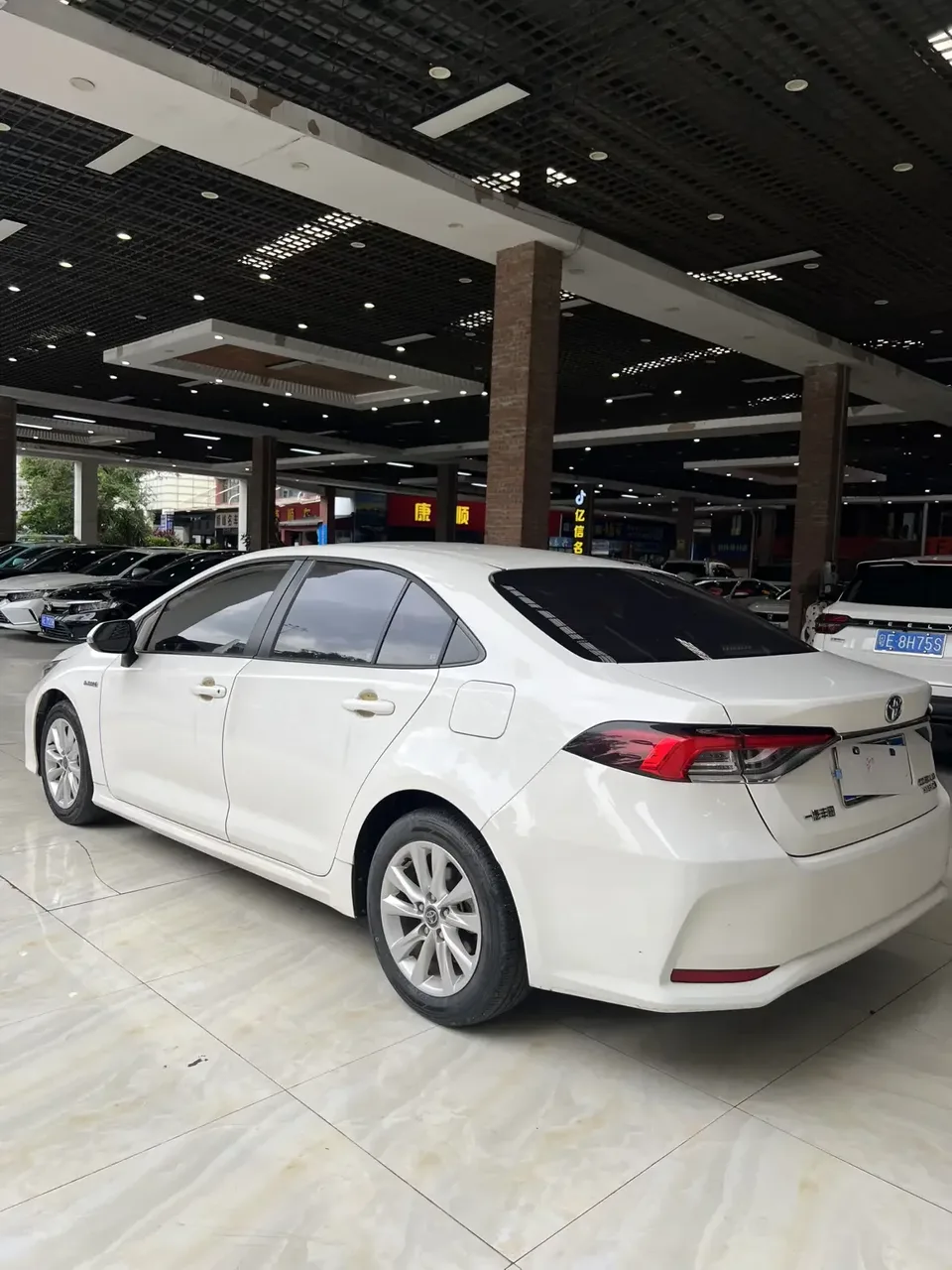 Toyota Corolla Corolla 2023 Intelligent Electric Hybrid Dual Engine 1.8L E-CVT Elite Edition 2023 — thumbnail 4