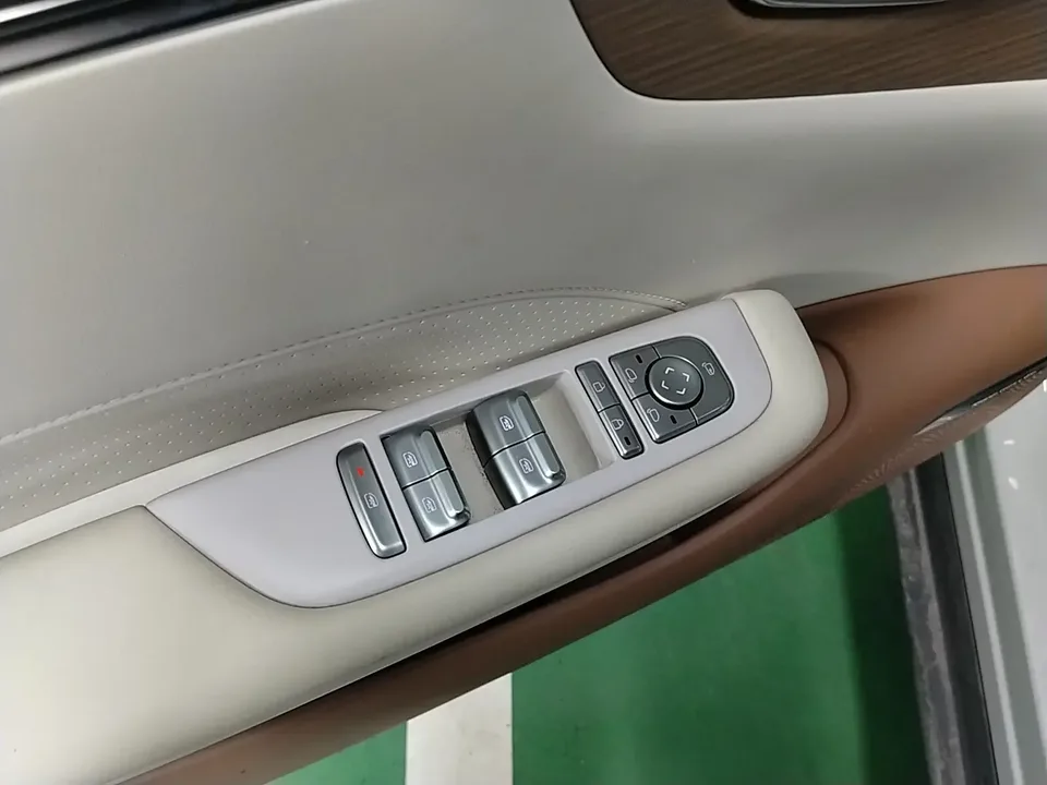 Wuling Bingo S Bingo S 2025 430km Flagship Model 2025 — thumbnail 5