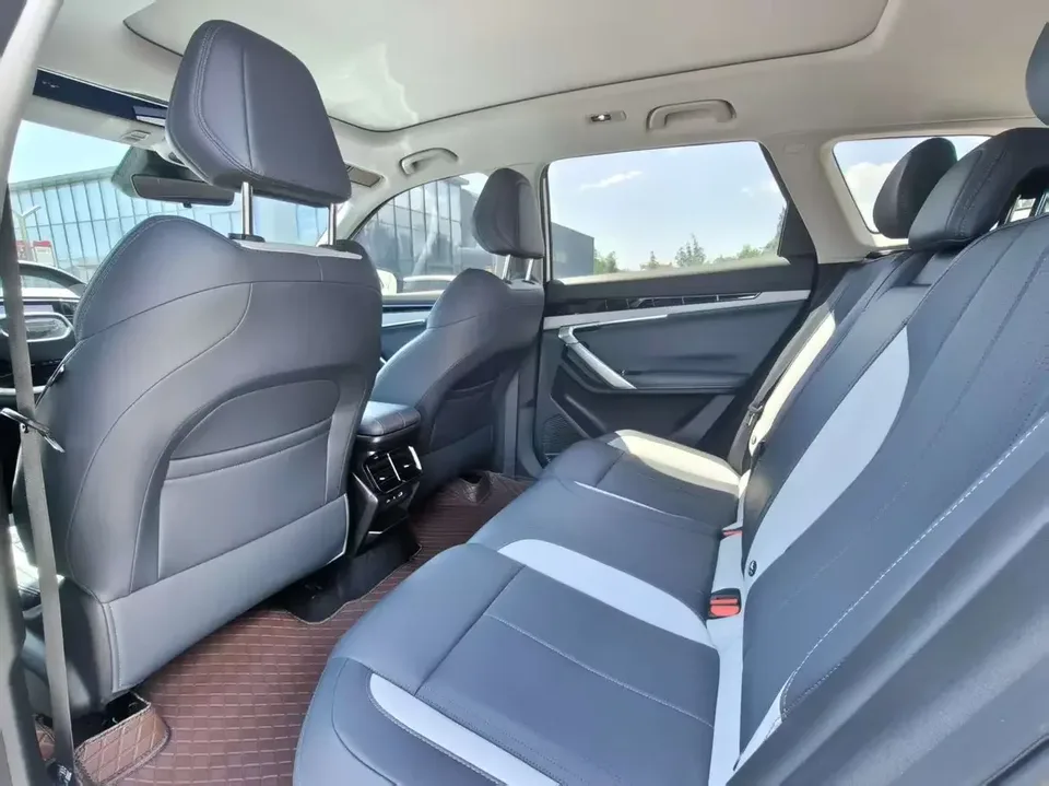 Geely Atlas L Boyue L 2024 1.5TD DCT Longteng Edition 2025 — миниатюра 3