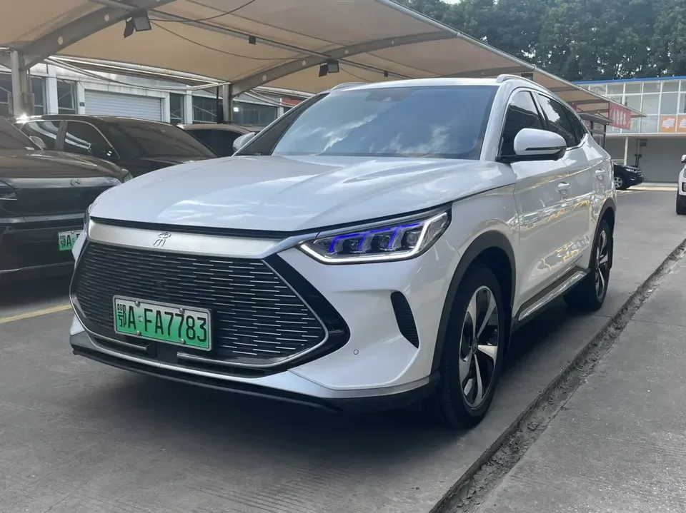 BYD Song PLUS DM Song PLUS DM 2021 DM-i 110KM 2WD Flagship PLUS 2022 — photo 1, buy with delivery to Moscow