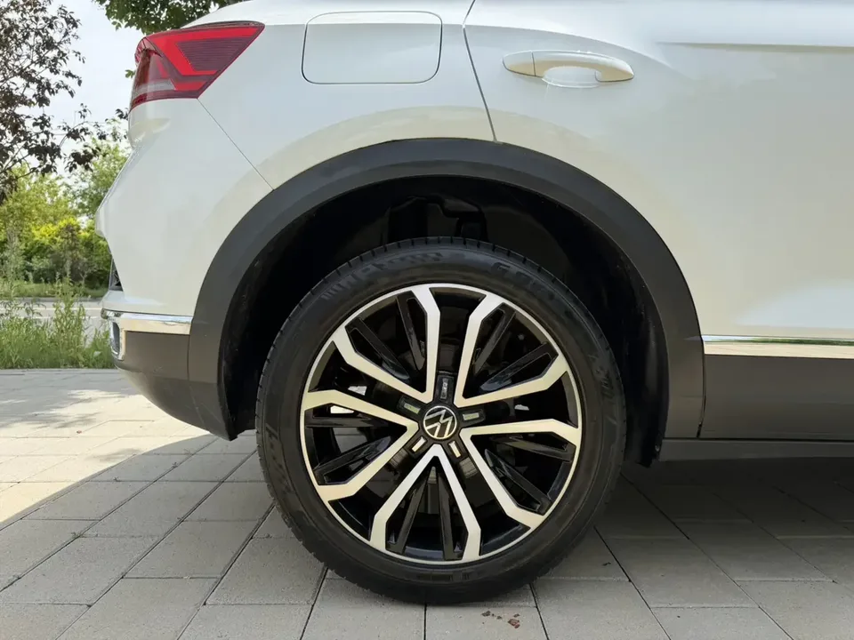 Volkswagen T-Roc TANG 2022 280TSI DSG 2WD Comfort PLUS 2022 — thumbnail 4