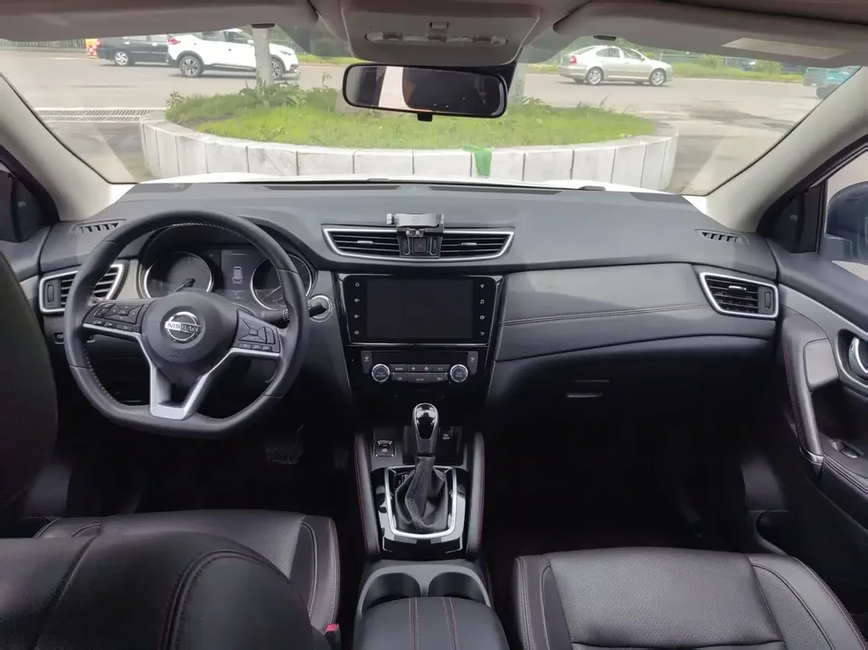 Nissan Qashqai Qashqai 2021 2.0L XV Smart Edition 2022 — thumbnail 3
