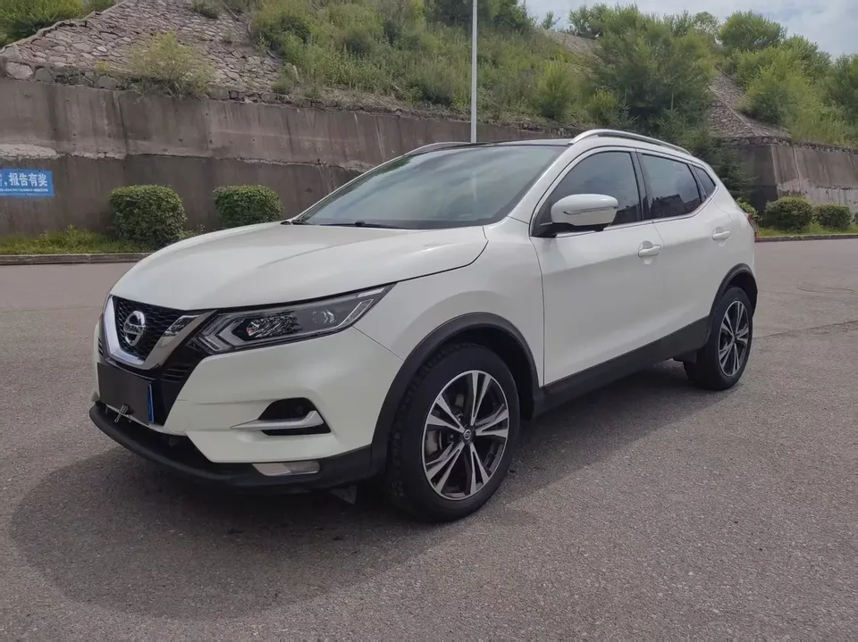 Nissan Qashqai Qashqai 2021 2.0L XV Smart Edition 2022 — photo 1, buy with delivery to Moscow