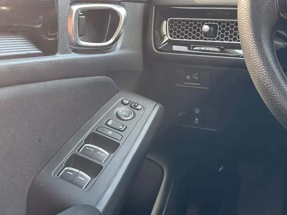 Honda Integra Style 2023 240TURBO CVT Tech Edition 2024 — thumbnail 4