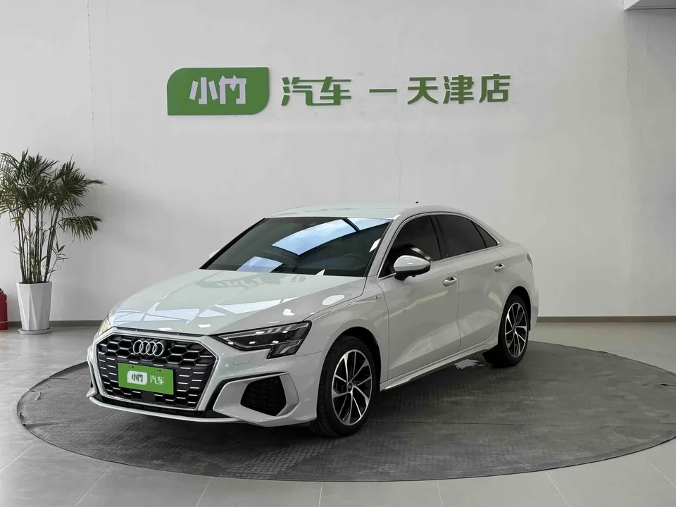 Audi A3 Audi A3 2022 A3L Limousine 35 TFSI Progressive Sports 2022 — photo 1, buy with delivery to Moscow