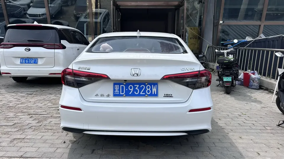 Honda CIVIC Civic 2022 180TURBO CVT Shangqing Edition 2023 — thumbnail 2