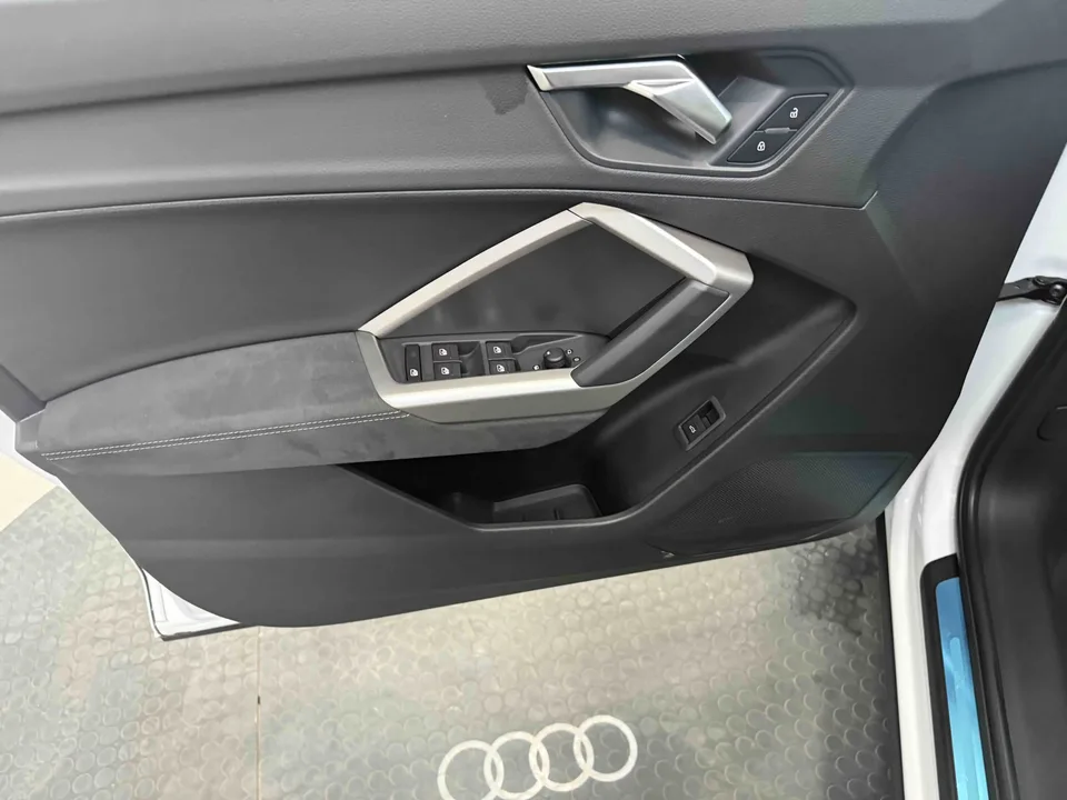 Audi Q3 Audi Q3 2022 35 TFSI Progressive Dynamic 2023 — thumbnail 3