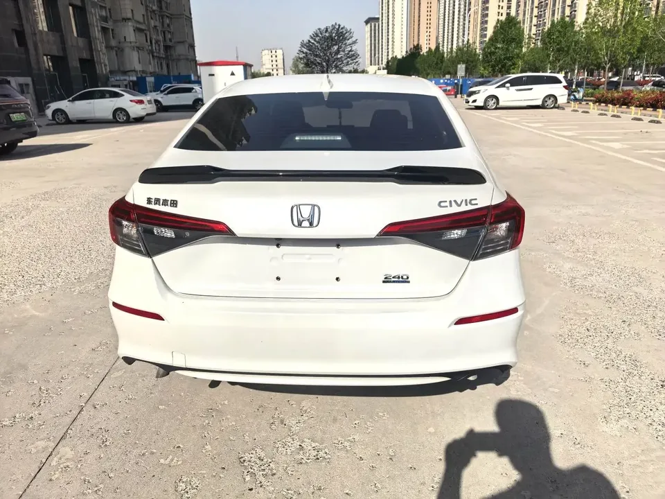 Honda CIVIC Civic 2025 240TURBO CVT Zhiqu Plus 2025 — thumbnail 2