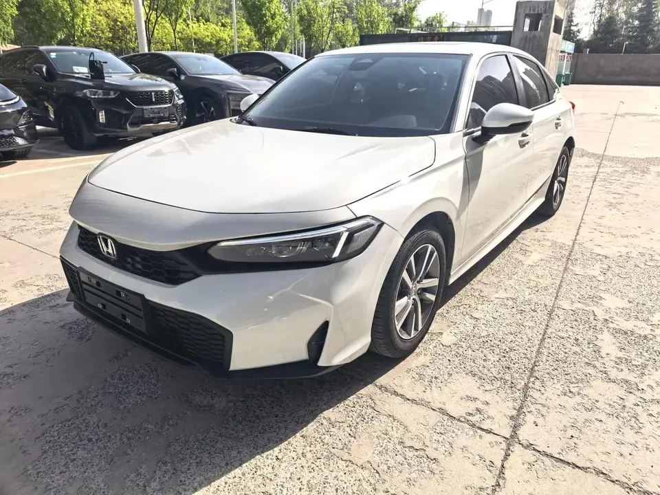 Honda CIVIC Civic 2025 240TURBO CVT Zhiqu Plus 2025 — photo 1, buy with delivery to Moscow