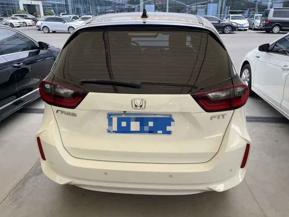 Honda FIT Fit 2022 1.5L CVT Trendy Sunroof Edition 2023 — thumbnail 2