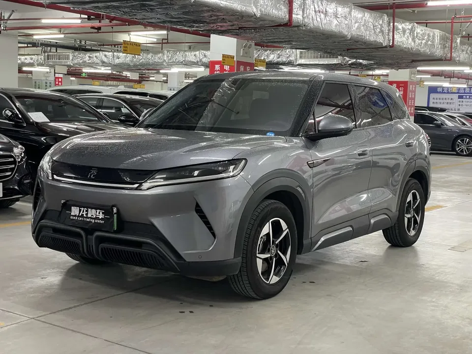 BYD Yuan Up Yuan UP 2024 401KM Leading Type 2024 — photo 1, buy with delivery to Moscow