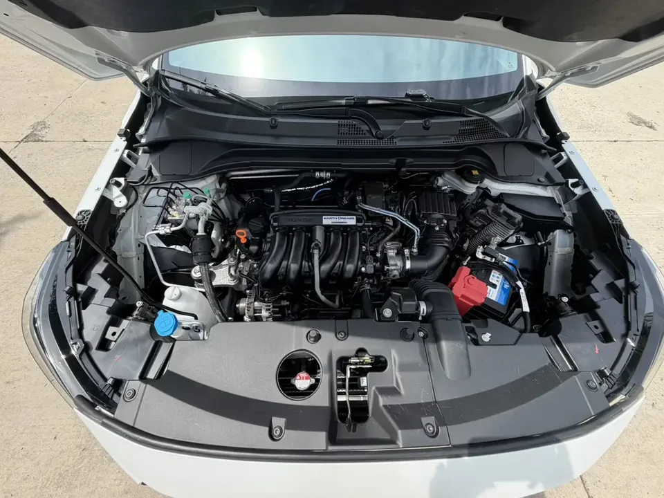 Honda WR-V HondaXR-V 2023 1.5L CVT Heat Wave Edition 2023 — thumbnail 3