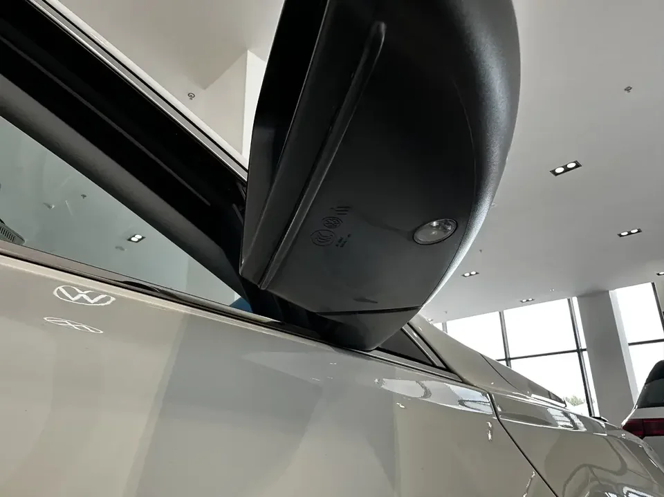 Volkswagen Sagitar Sagitar 2024 300TSI DSG Beyond Edition 2024 — thumbnail 2