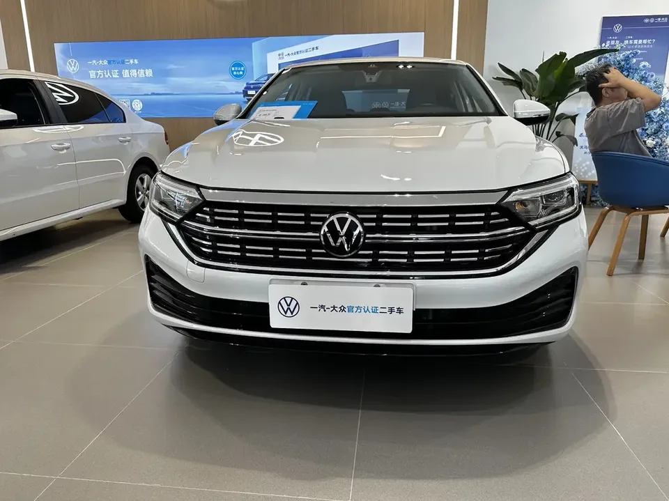 Volkswagen Sagitar Sagitar 2024 300TSI DSG Beyond Edition 2024 — photo 1, buy with delivery to Moscow