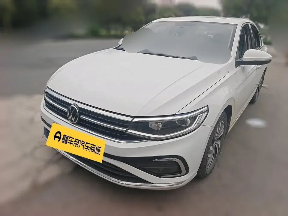 Volkswagen Bora Bora 2023 200TSI DSG Intelligent Driving Edition 2022 — photo 1, buy with delivery to Moscow