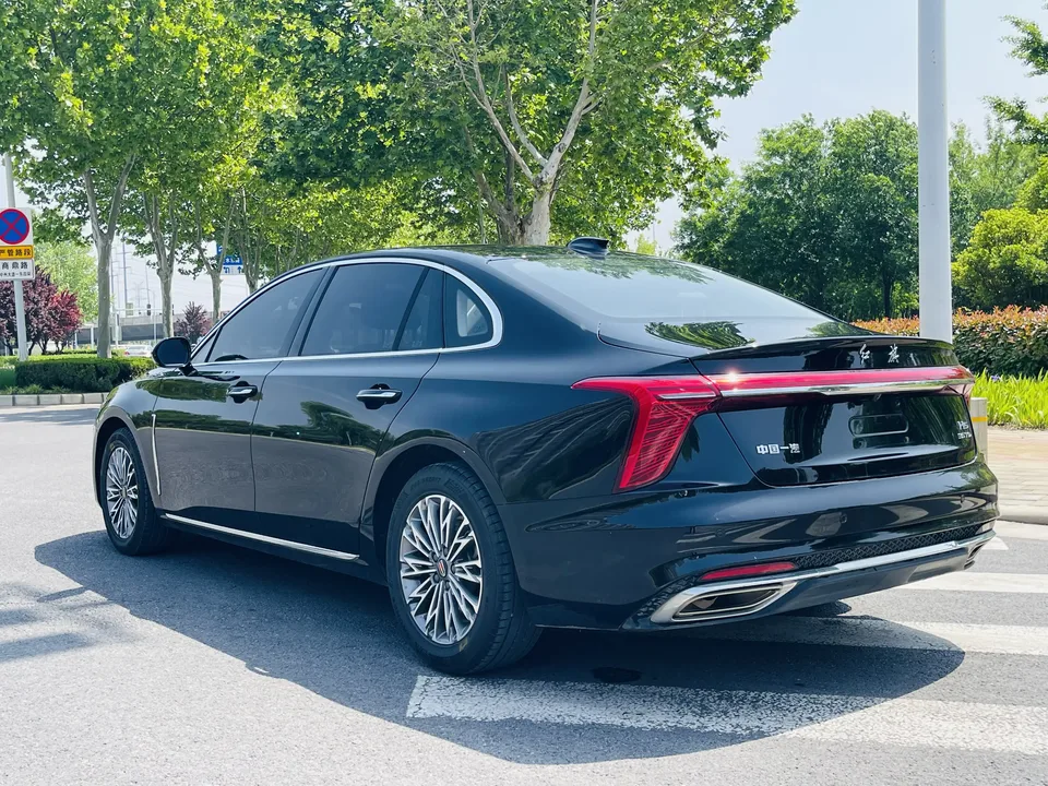 Hongqi H5 Hongqi H5 2024 1.5T DCT Zhilian Qiyun Edition 2023 — thumbnail 2
