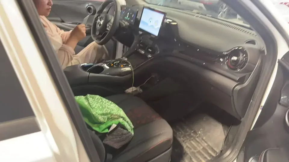 BYD E2 BYD e2 2023 Comfort 2023 — thumbnail 2