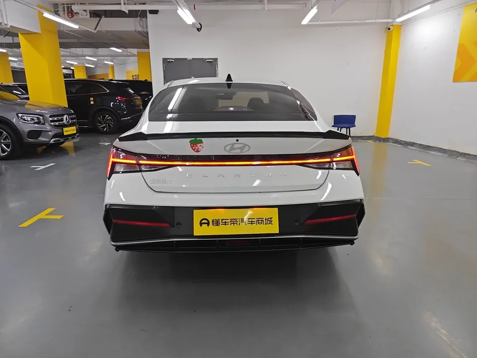 Hyundai Elantra Elantra 2023 1.5L CVT LUX Premium Edition 2024 — thumbnail 2