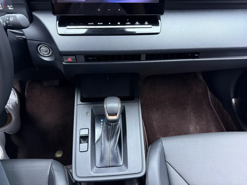 Toyota CorollaCross Corolla Sharp 2026 2.0L CVT Elite Edition 2026 — thumbnail 4