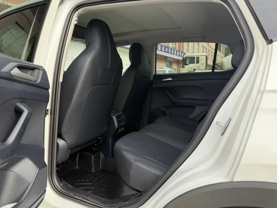 Volkswagen Tharu tuyue 2026 New 1.5L Ruixiang Edition 2026 — thumbnail 5