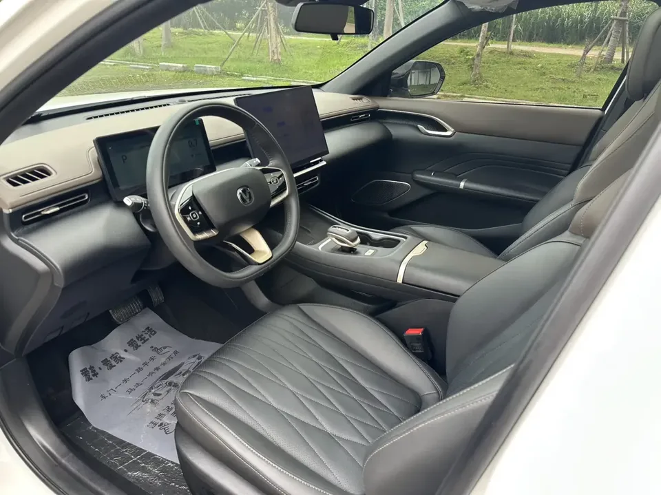 Changan Escape Escape 2026 Fourth-generation 1.5T DCT 500Bar Smart Edition 2026 — thumbnail 4