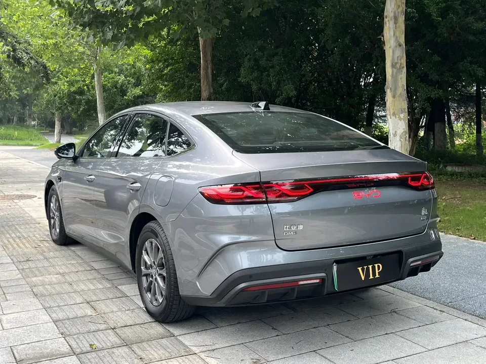 BYD Qin L DM Qin L DM 2025 Intelligent Driving Edition DM-i 80KM Leading Edition 2025 — thumbnail 4