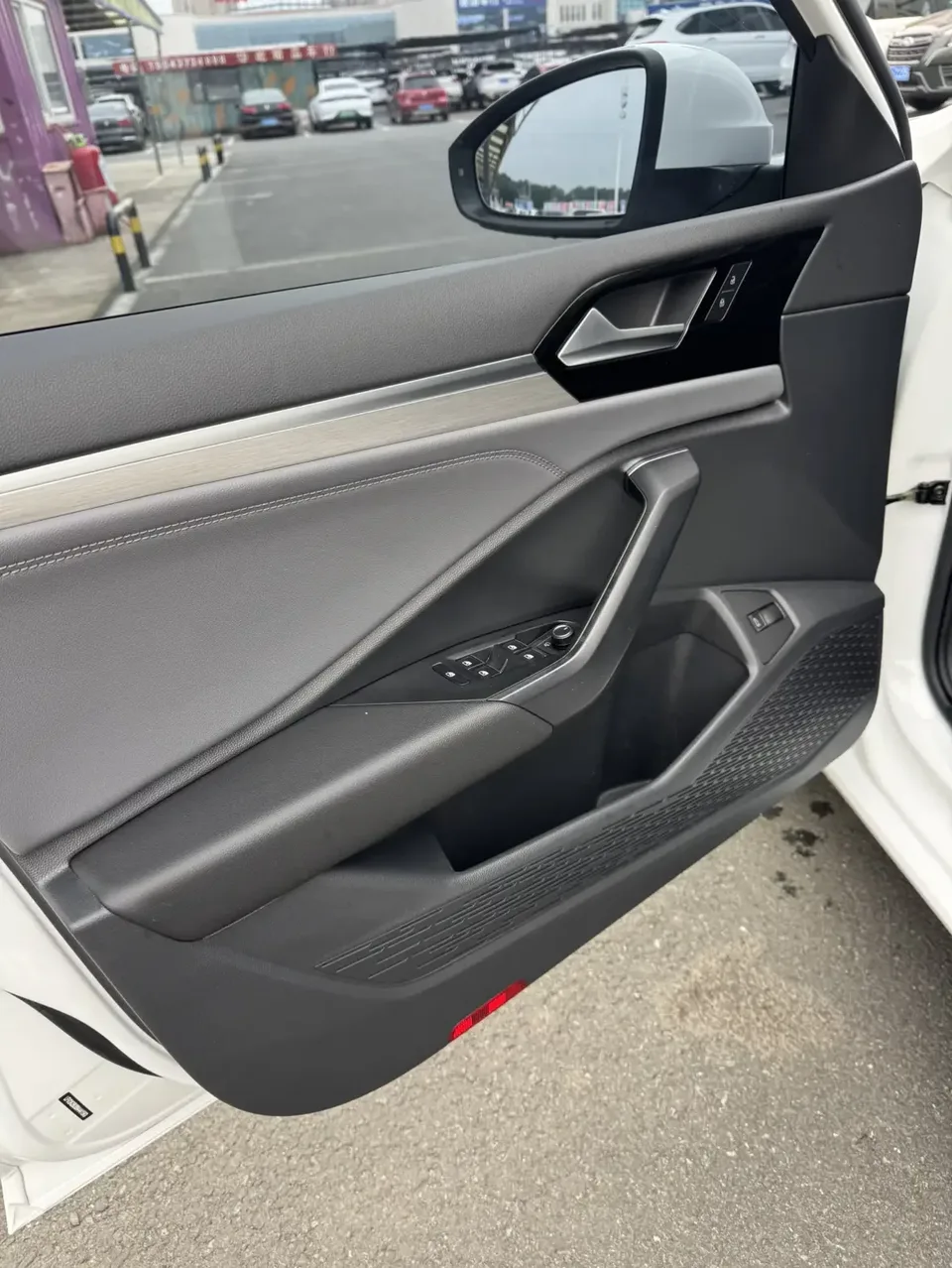 Volkswagen Sagitar Sagitar 2022 280TSI DSG Beyond Edition 2022 — thumbnail 3