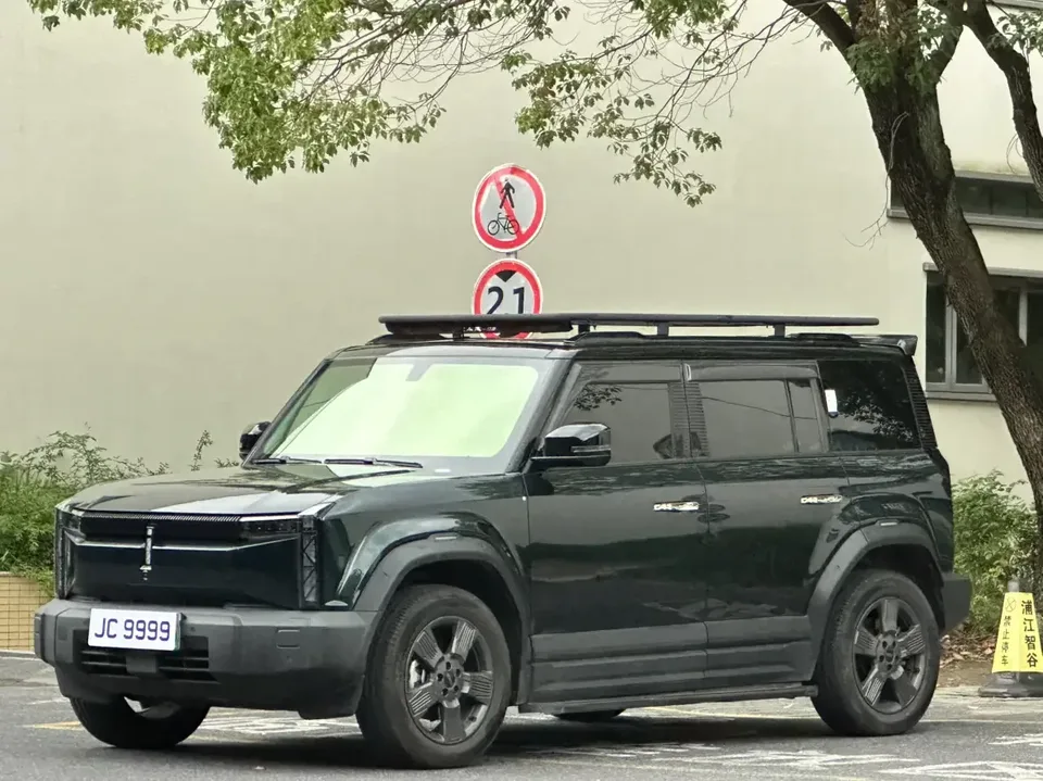 iCAR 03 iCAR 03 2024 Two-wheel drive standard advanced version 2024 — photo 1, buy with delivery to Moscow