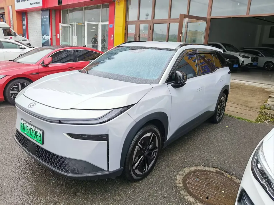 Toyota Bozhi 3X Bozhi 3X 2025 520 Pro 2025 — photo 1, buy with delivery to Moscow