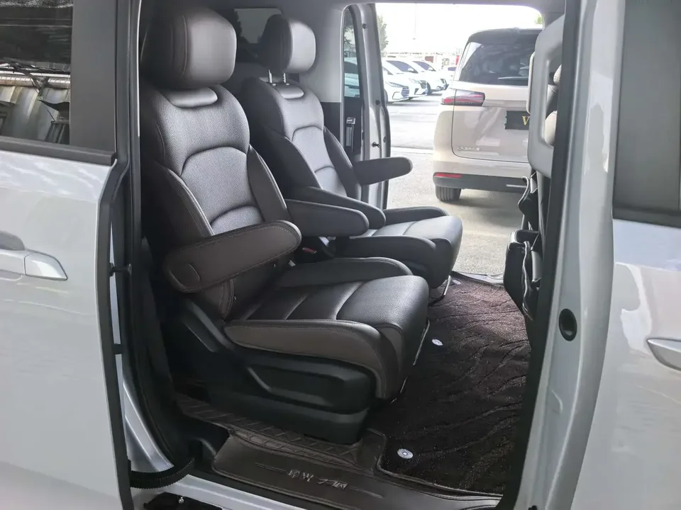 Wuling Starlight 730 Starlight 730 2025 1.5T CVT Elite 2025 — thumbnail 3