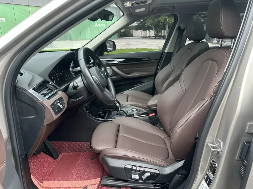 BMW X1 BMW X1 2022 sDrive20Li Premium 2022 — thumbnail 5