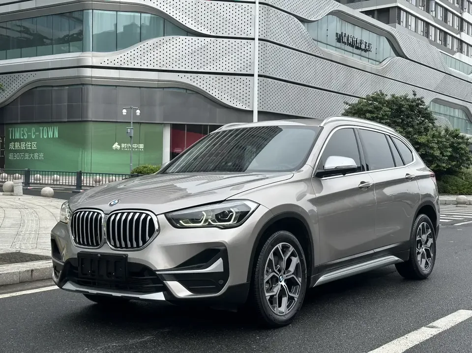BMW X1 BMW X1 2022 sDrive20Li Premium 2022 — photo 1, buy with delivery to Moscow