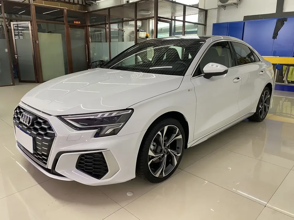 Audi A3 Audi A3 2023 A3L Limousine 35 TFSI Luxury Sports 2023 — photo 1, buy with delivery to Moscow