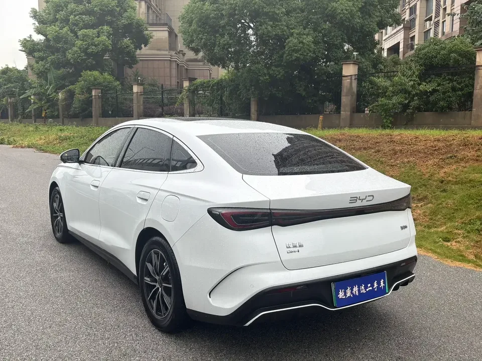 BYD Seal 06DM Seal 06DM 2024 DM-i 120KM Flagship 2024 — thumbnail 2
