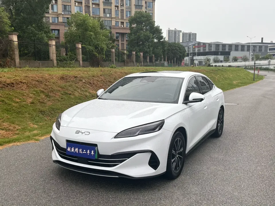 BYD Seal 06DM Seal 06DM 2024 DM-i 120KM Flagship 2024 — photo 1, buy with delivery to Moscow