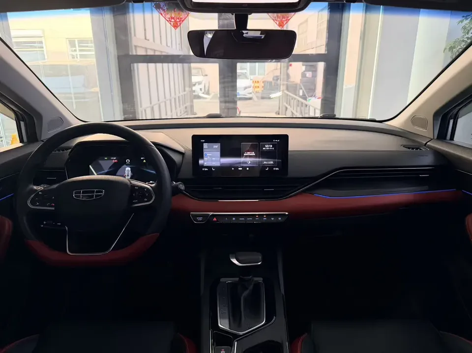 Geely Emgrand S Emgrand S 2021 1.4T CVT Premium 2022 — thumbnail 5